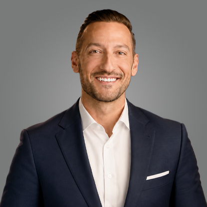Nigel  Skiathitis Photo